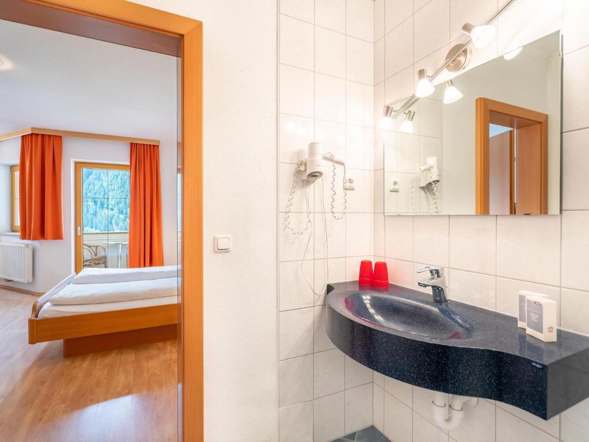 Lovely Apartment In Neustift Im Stubaital With Mountain View Eksteriør billede