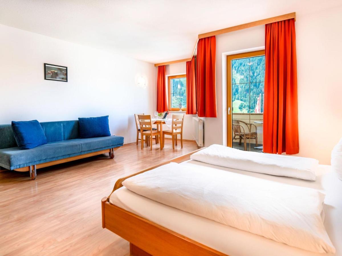 Lovely Apartment In Neustift Im Stubaital With Mountain View Eksteriør billede